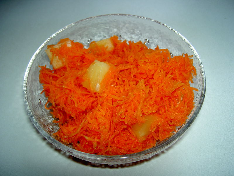 Datei:Karotten-Ananas Salat 01.jpg