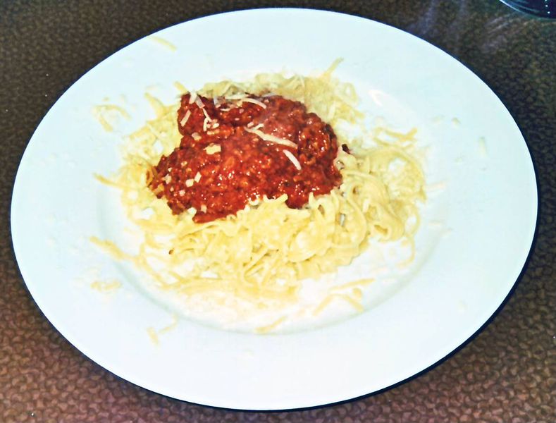 Datei:SpaghettiBolognese.JPG