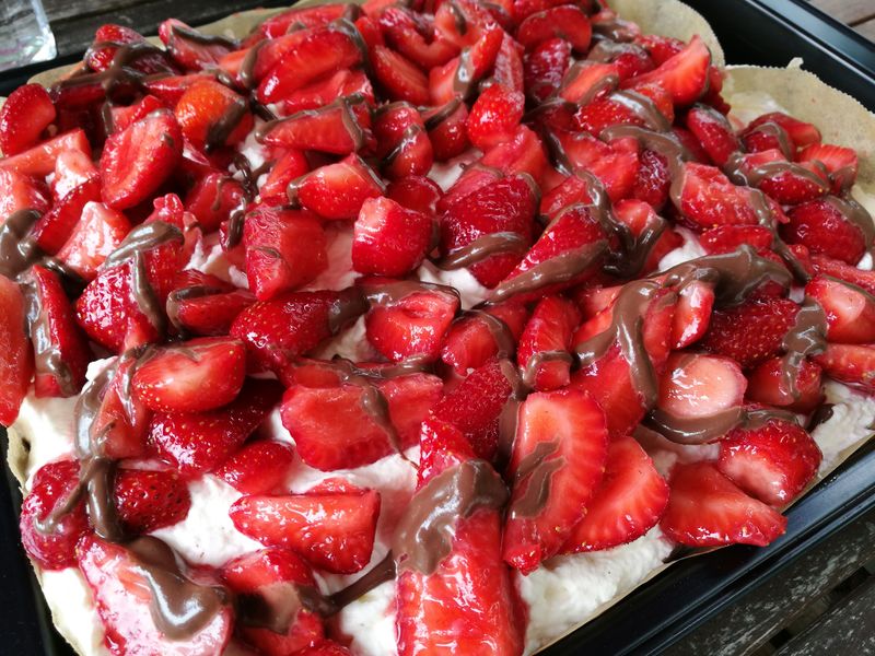 Datei:Erdbeer Mandel Torte.jpg