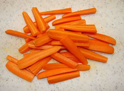 gestiftelte Karotten